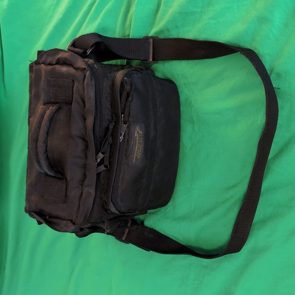 Phoenix Camera Bag - Picture 1 of 7